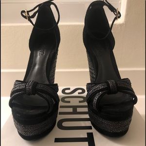 Shutz platforms in black